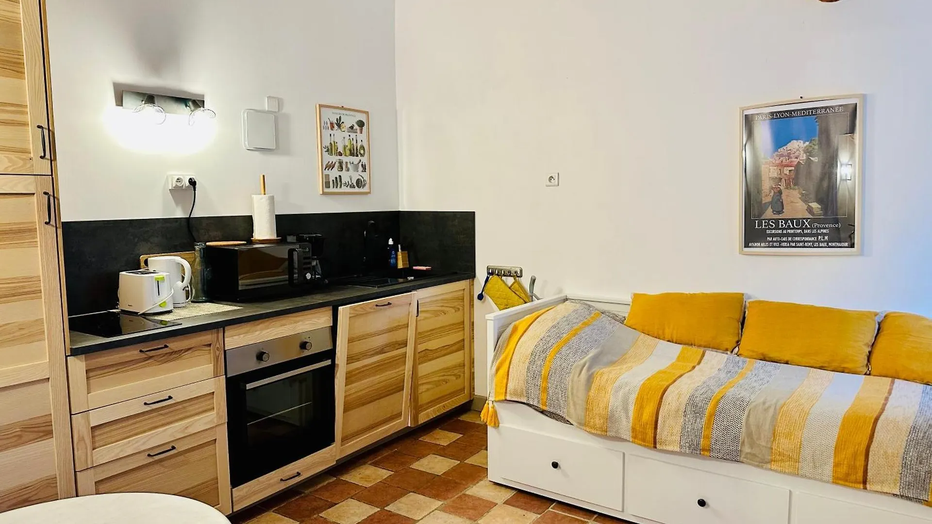 Le Pavillon Vert - B&B Vedene 0*,