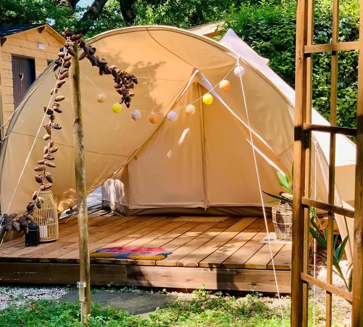 Le Pavillon Vert - B&B Vedene 0*,